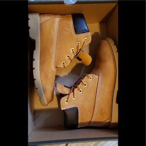 Kids size 6 Timberland Boots